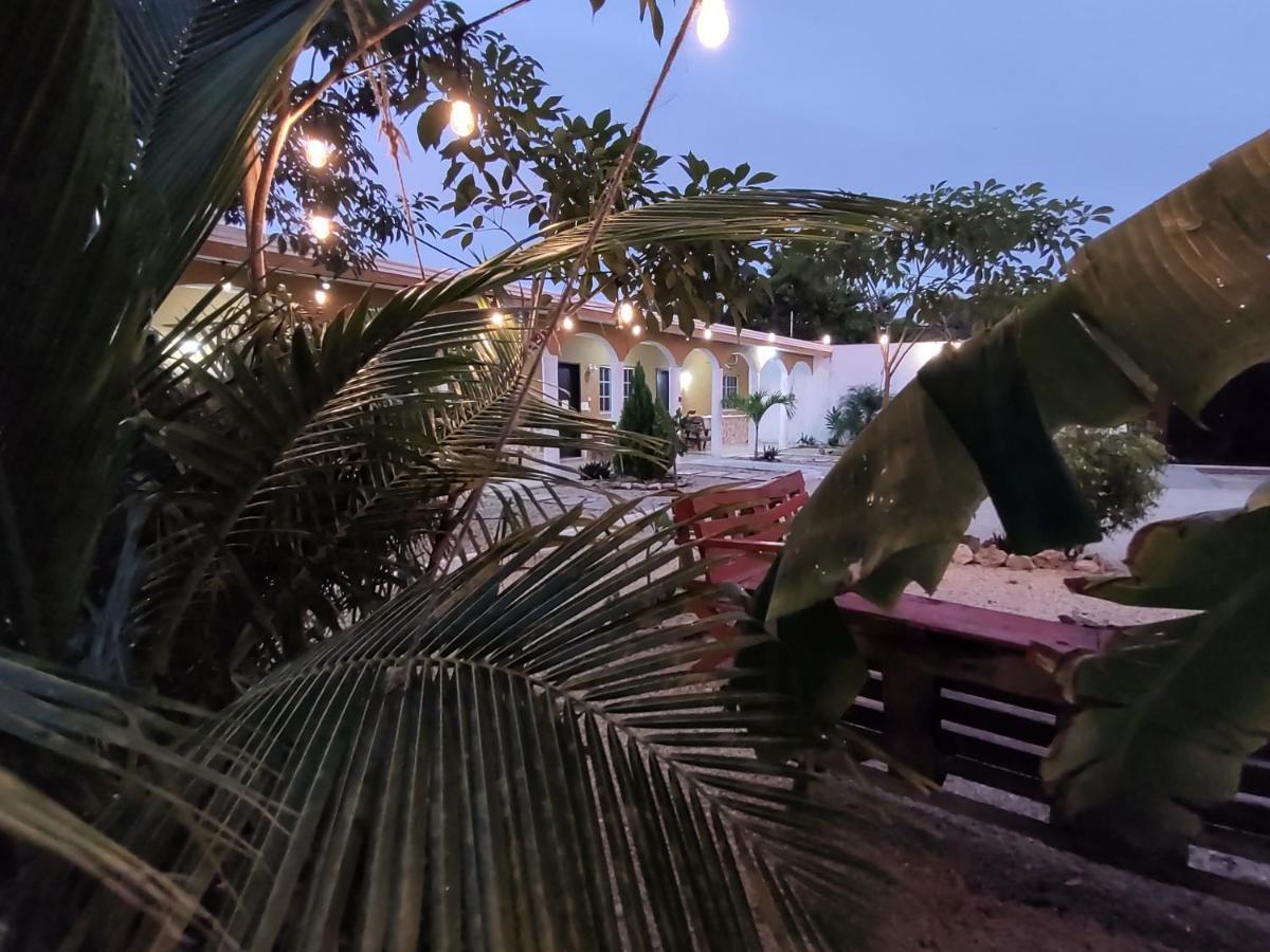 Hotel Villa Gabriela - Restaurant, Bikes ,Lands Tours Celestun Ngoại thất bức ảnh